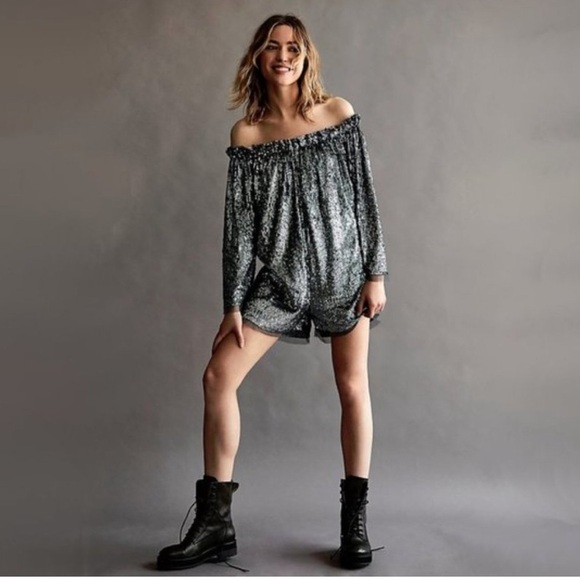 Free People Emilia Sequin Off Shoulder Romper in  Gunmetal Silver NWT Small - Picture 16 of 16